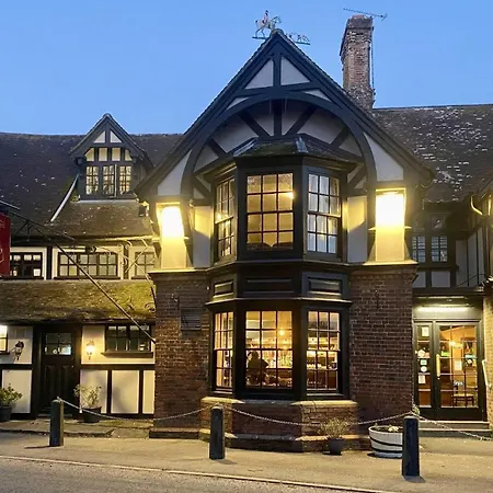The Talbot And Apartment Iwerne Minster Buitenkant foto