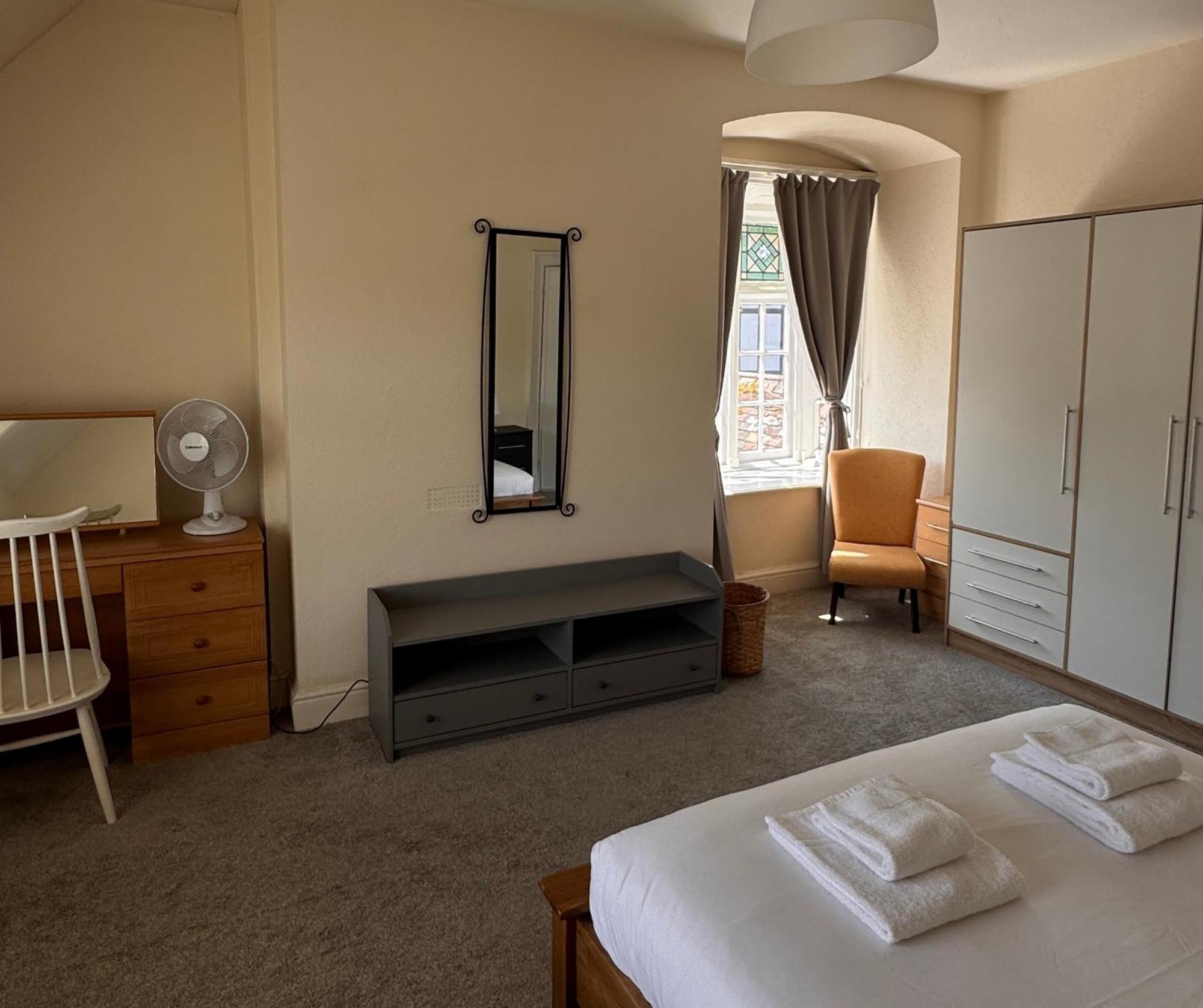Hotel The Talbot And 2*